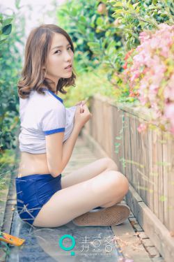 暴露调教穿情趣衣服女友小说